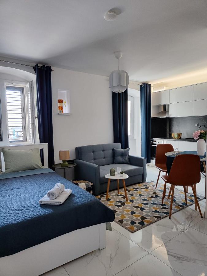 Apartment Augustini Cres Kültér fotó